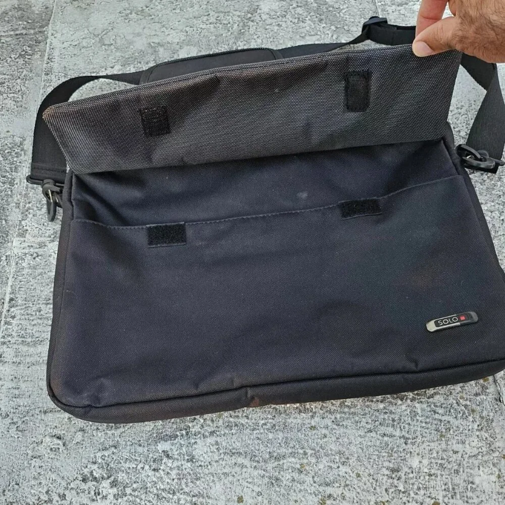 Solo New York Men Laptop Bag Black Polyester Travel Bag Outside Pocket 16X12 in